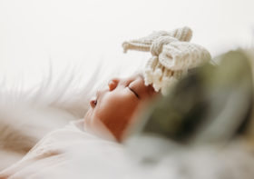 Welcoming Your Little One: When to Schedule a Newborn Photography Session